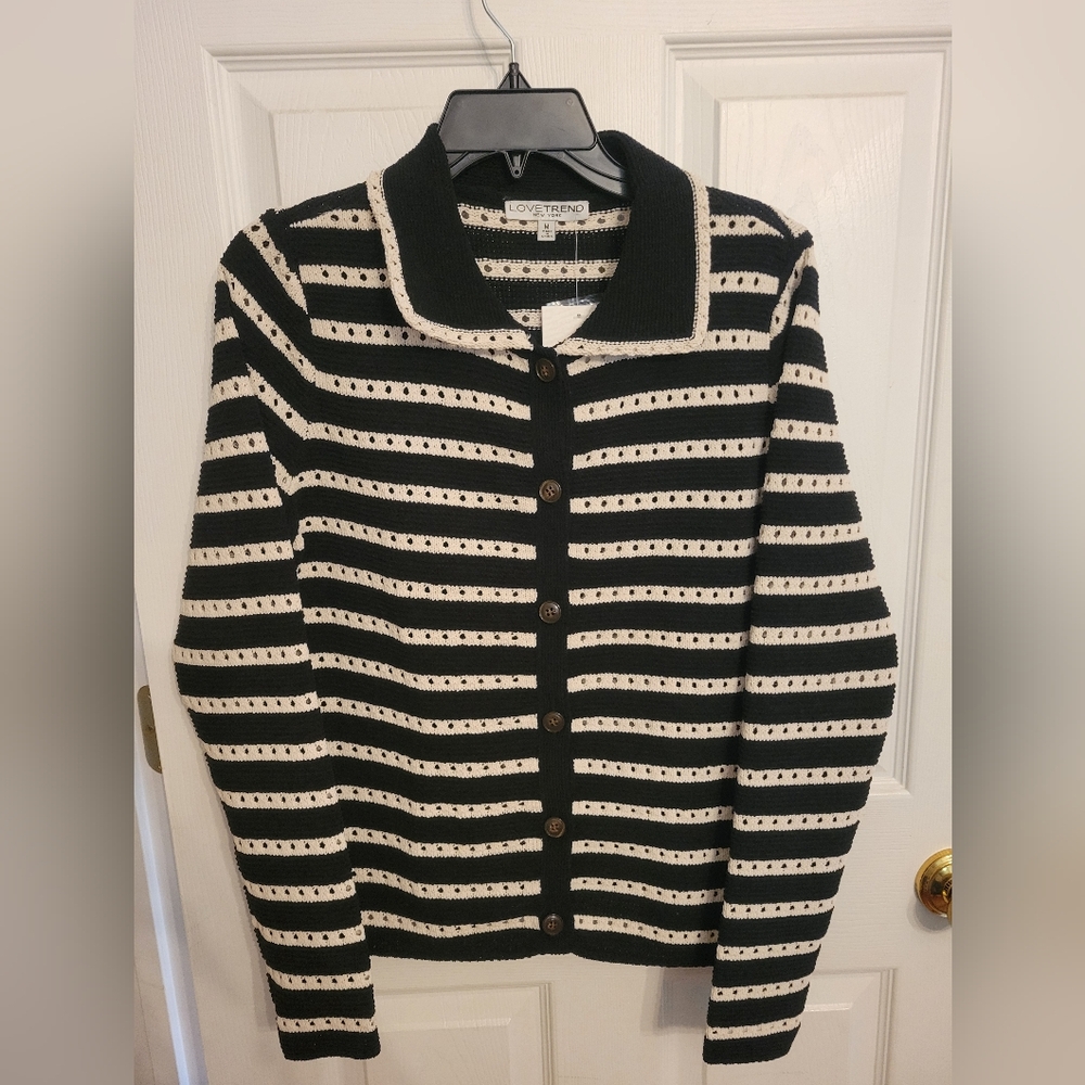 Love Trend Black and White Striped Cardigan